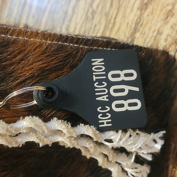 Cowhide Rope Purse - Picture 8 of 9